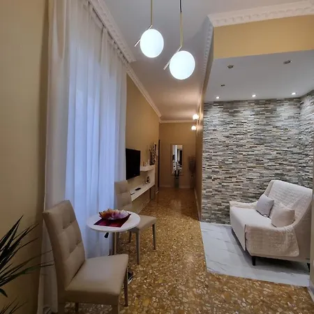 아파트 Holidays House Marconi *
