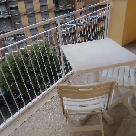 아파트 Holidays House Marconi *